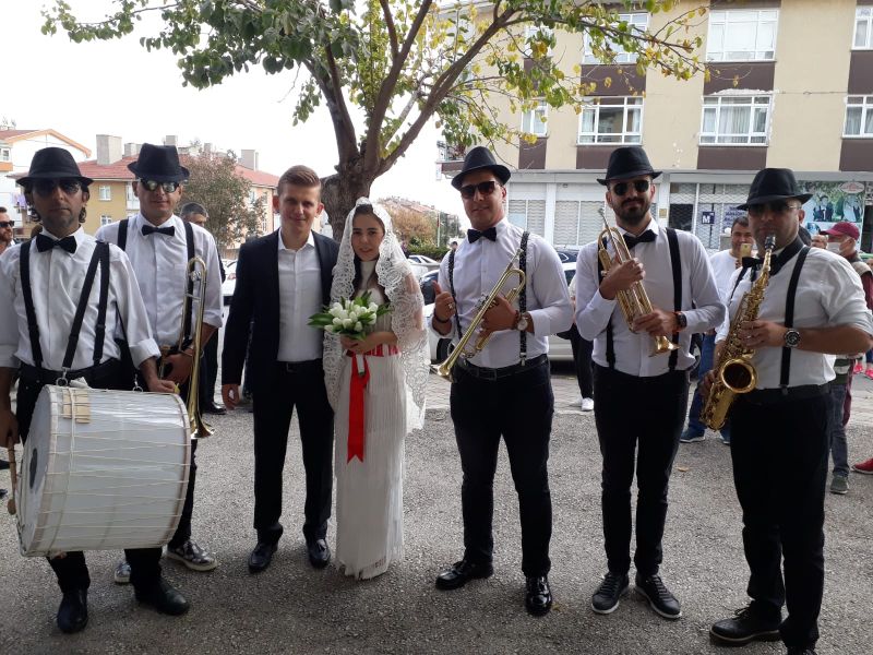 BANDO BALKAN Ankara kiralık bando, Pasta Bandosu fiyatları,açılış bandosu fiyatları,kutlama bandosu 