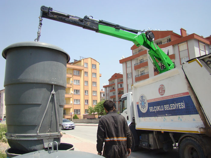 HYDROSEL belediye çöp konteyneri boşaltma vinci,çöp araçlarının üzerine monte edilen,çöp konteyner vinçleri 